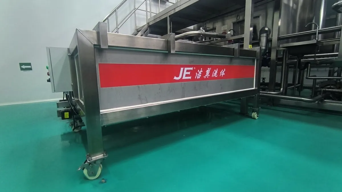 Cheese finishing table
